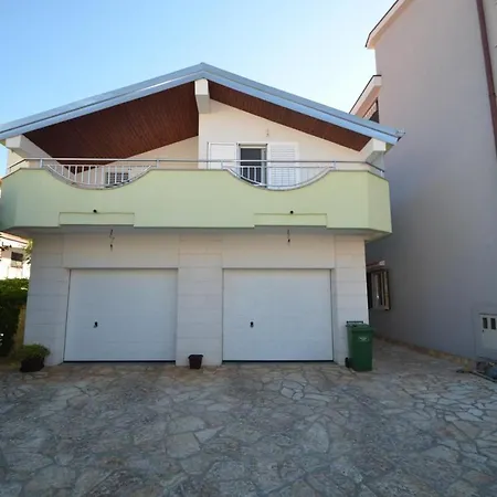 16336d Apartment